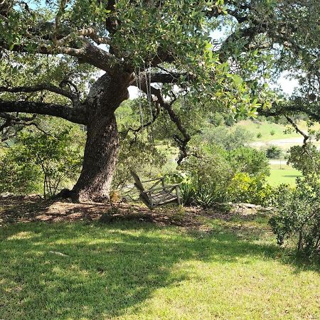 Hill Country Haute N Haus Relax And Renew Fischer Extérieur photo