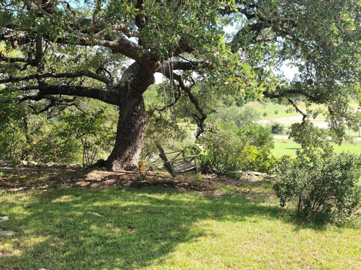 Hill Country Haute N Haus Relax And Renew Fischer Extérieur photo
