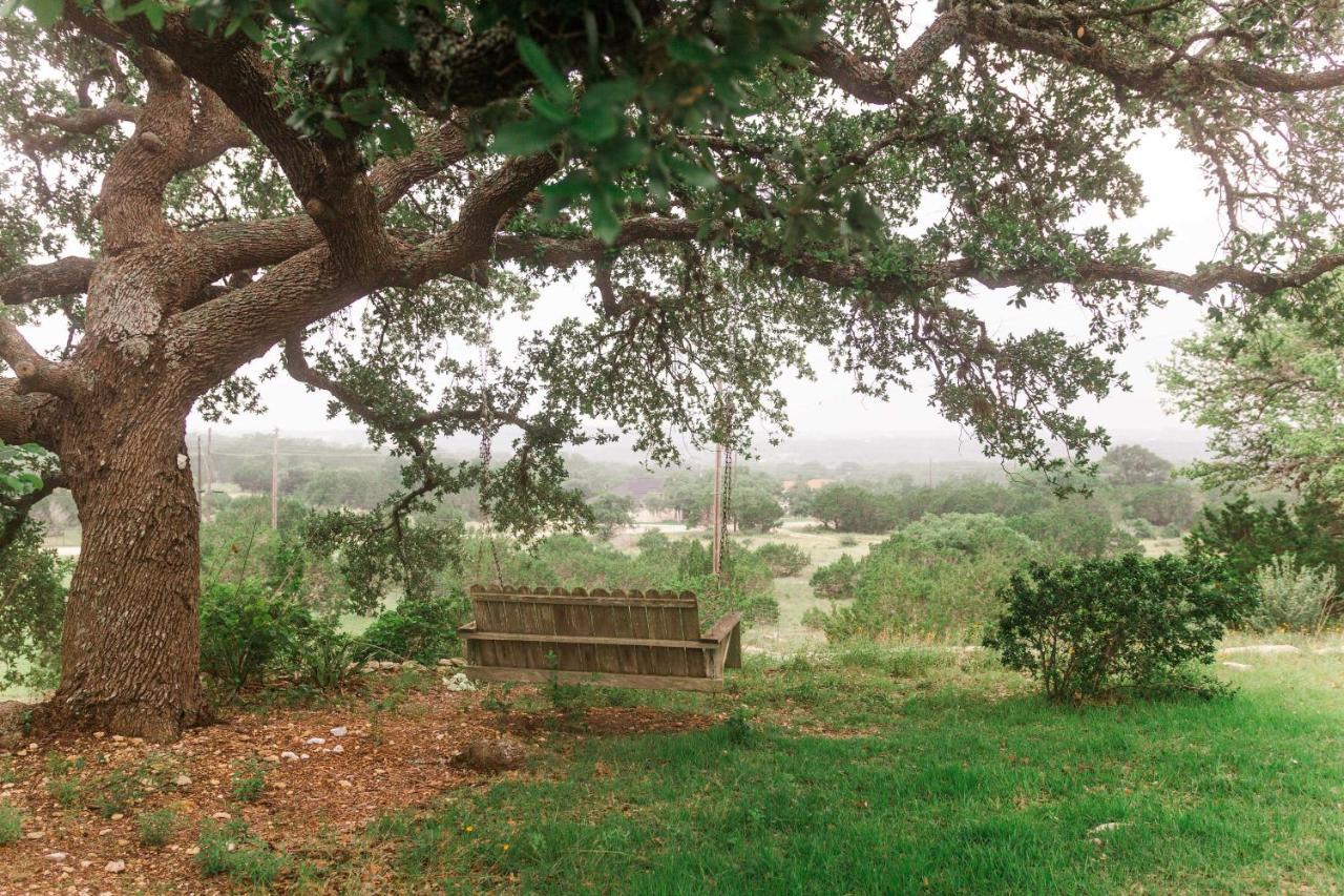 Hill Country Haute N Haus Relax And Renew Fischer Extérieur photo