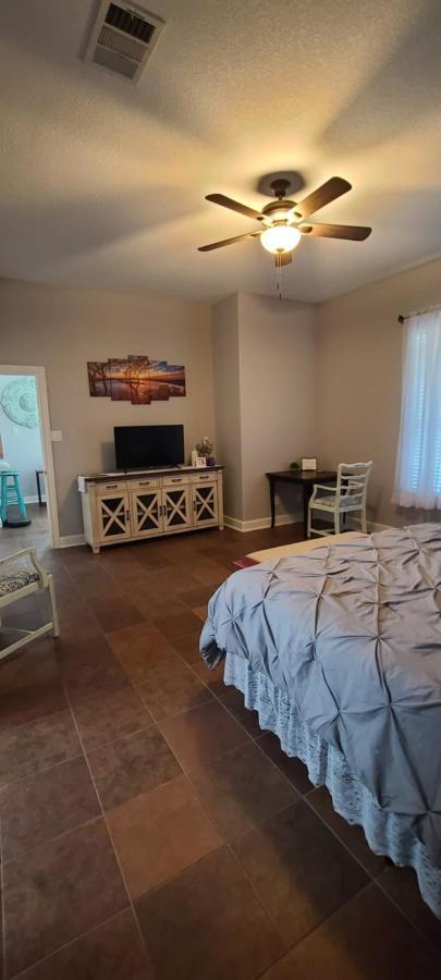 Hill Country Haute N Haus Relax And Renew Fischer Extérieur photo